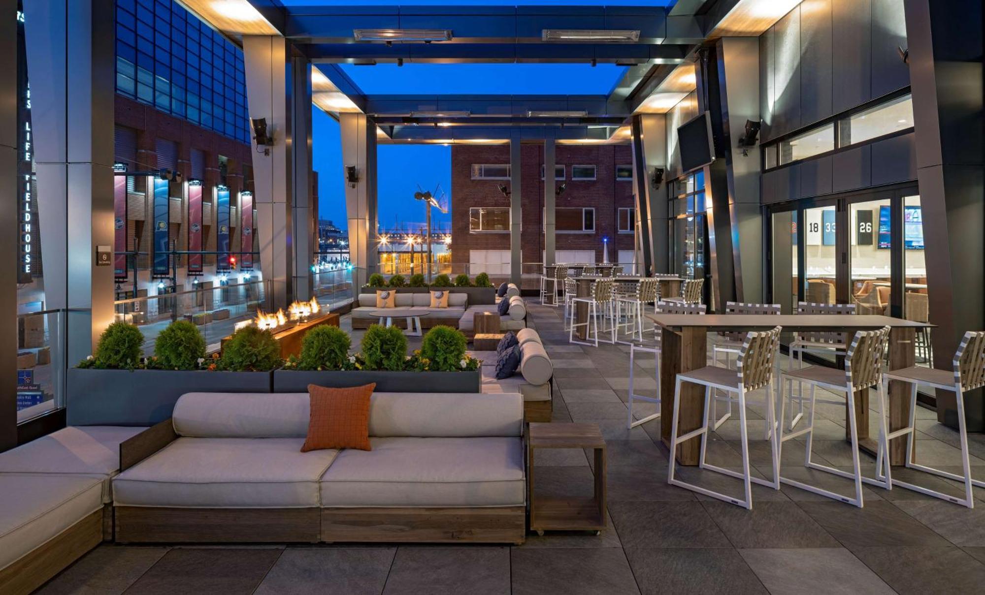 Hyatt Place Indianapolis Downtown Exterior photo